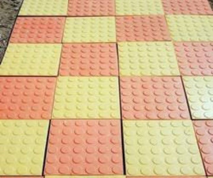 12x12 36 coin chequered